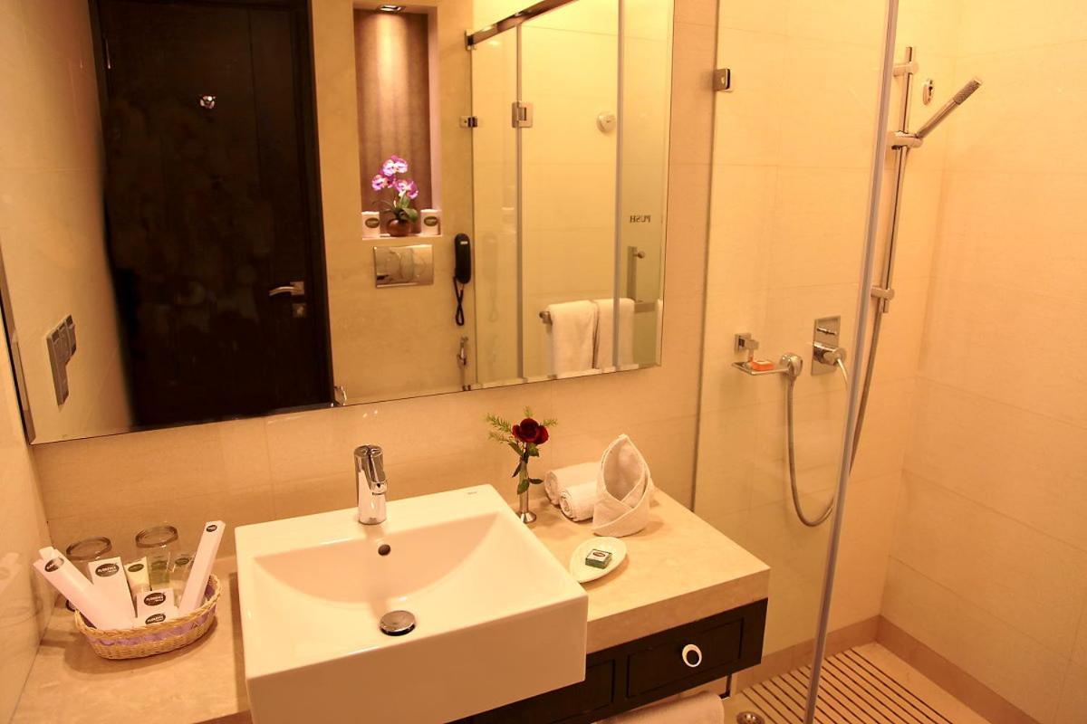 Hotel Florence Nowe Delhi Zewnętrze zdjęcie