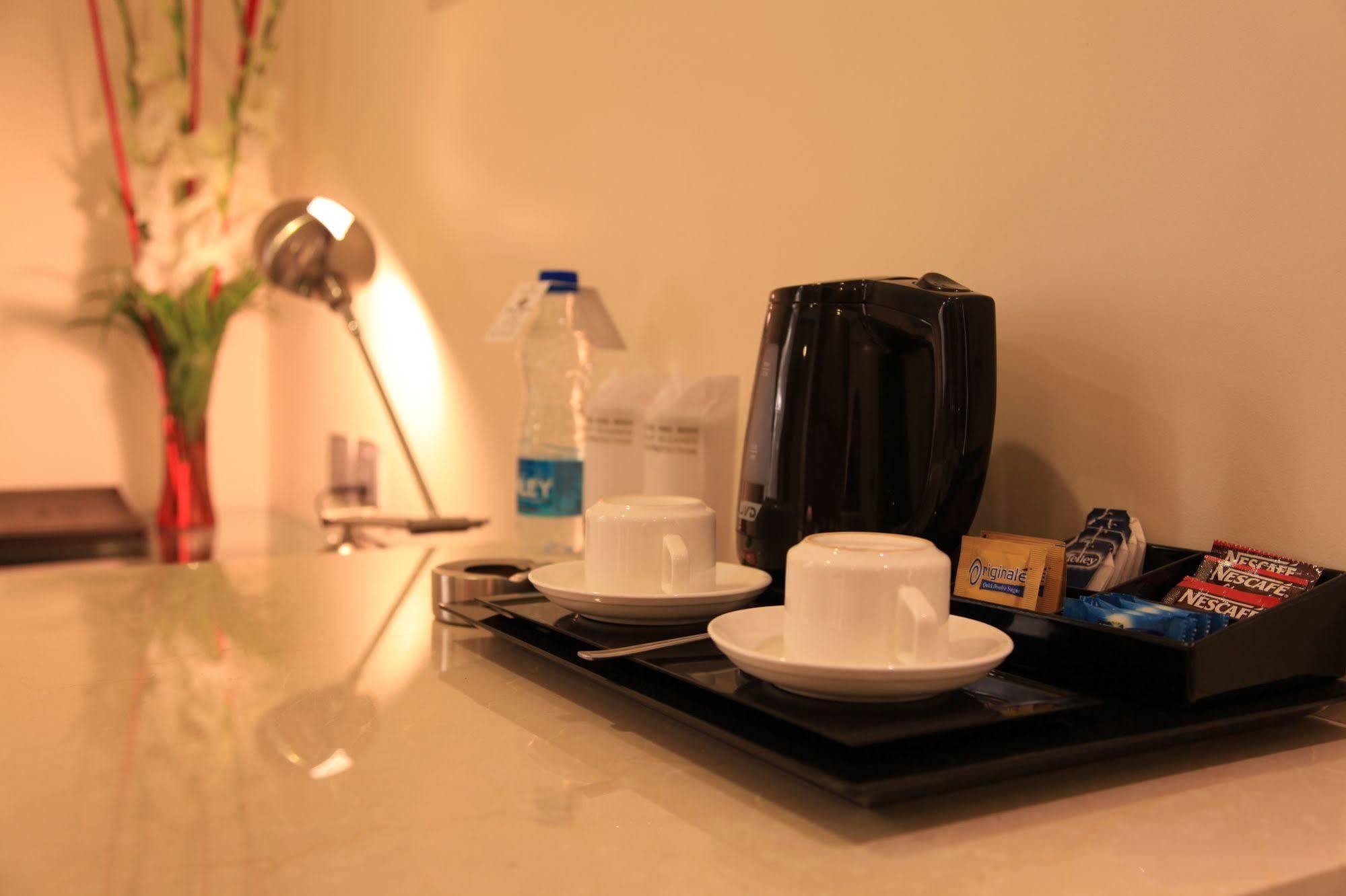 Hotel Florence Nowe Delhi Zewnętrze zdjęcie